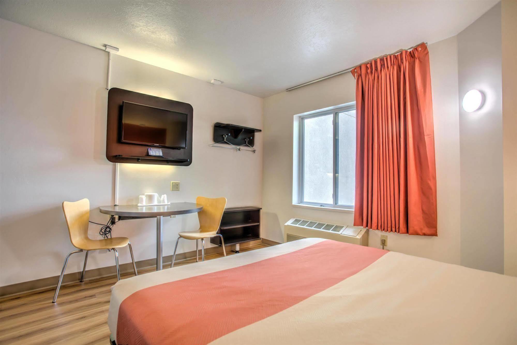 Motel 6-Bozeman, Mt מראה חיצוני תמונה