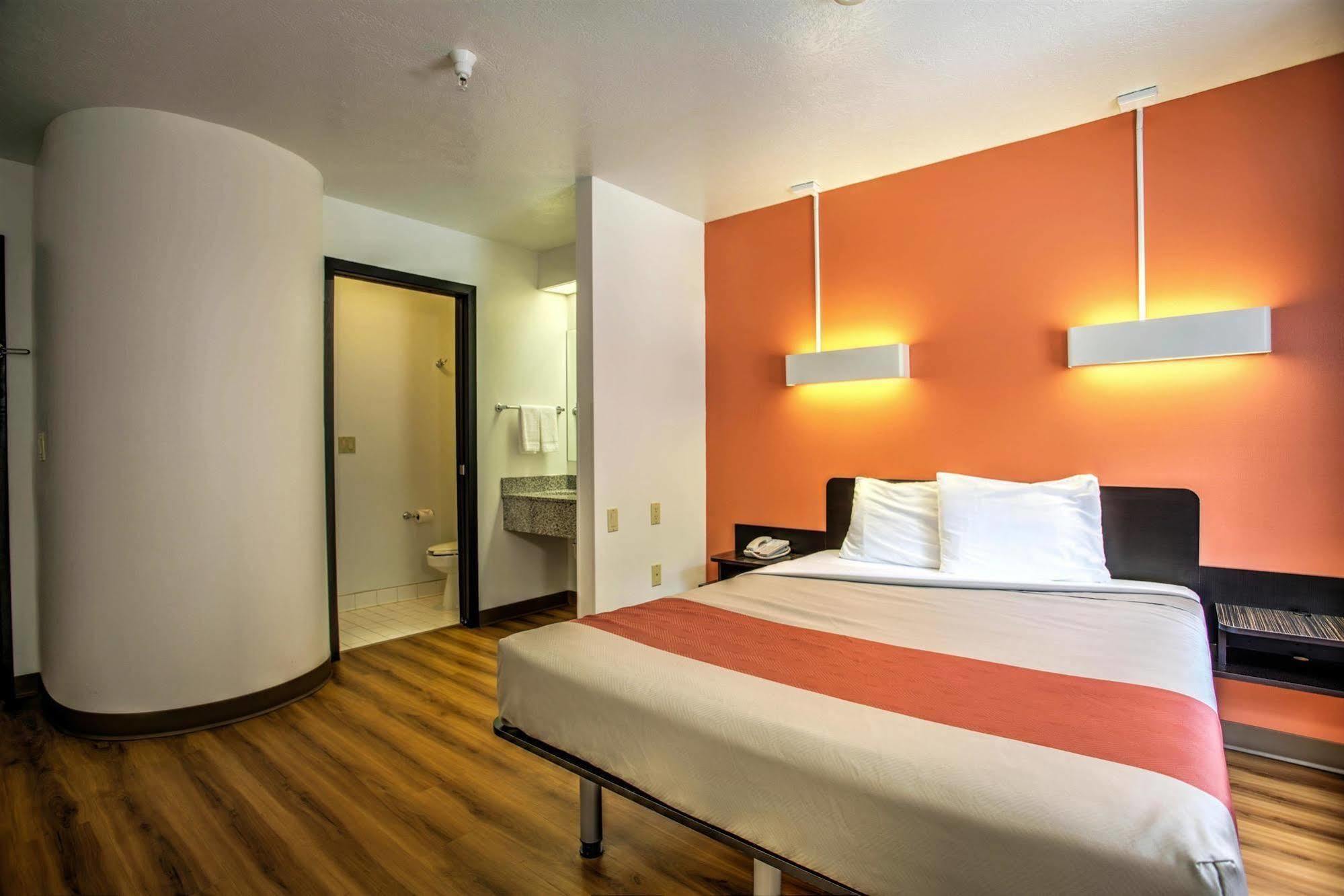 Motel 6-Bozeman, Mt מראה חיצוני תמונה
